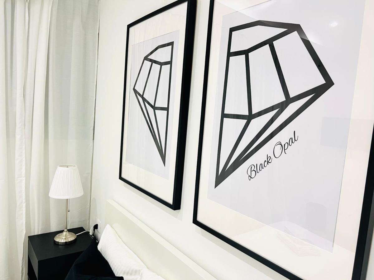The Boutique Houses - Hebrew Quarter มิลาน ภายนอก รูปภาพ