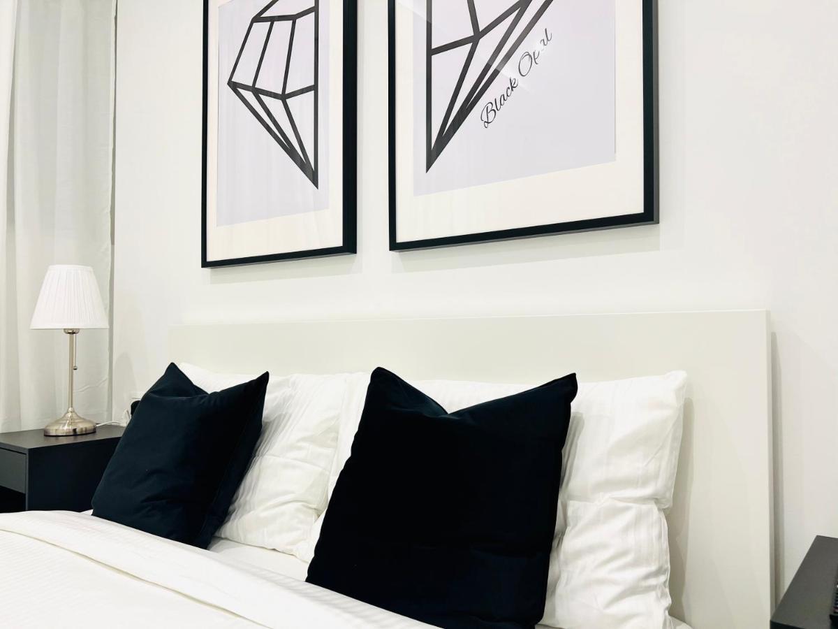 The Boutique Houses - Hebrew Quarter มิลาน ภายนอก รูปภาพ