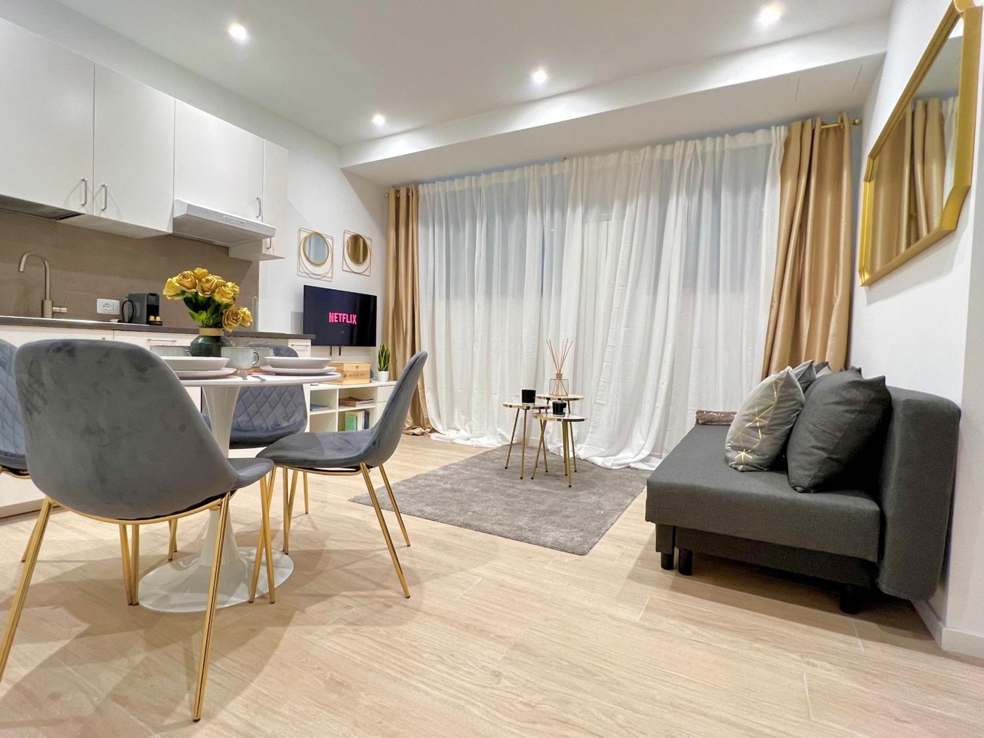 The Boutique Houses - Hebrew Quarter มิลาน ภายนอก รูปภาพ