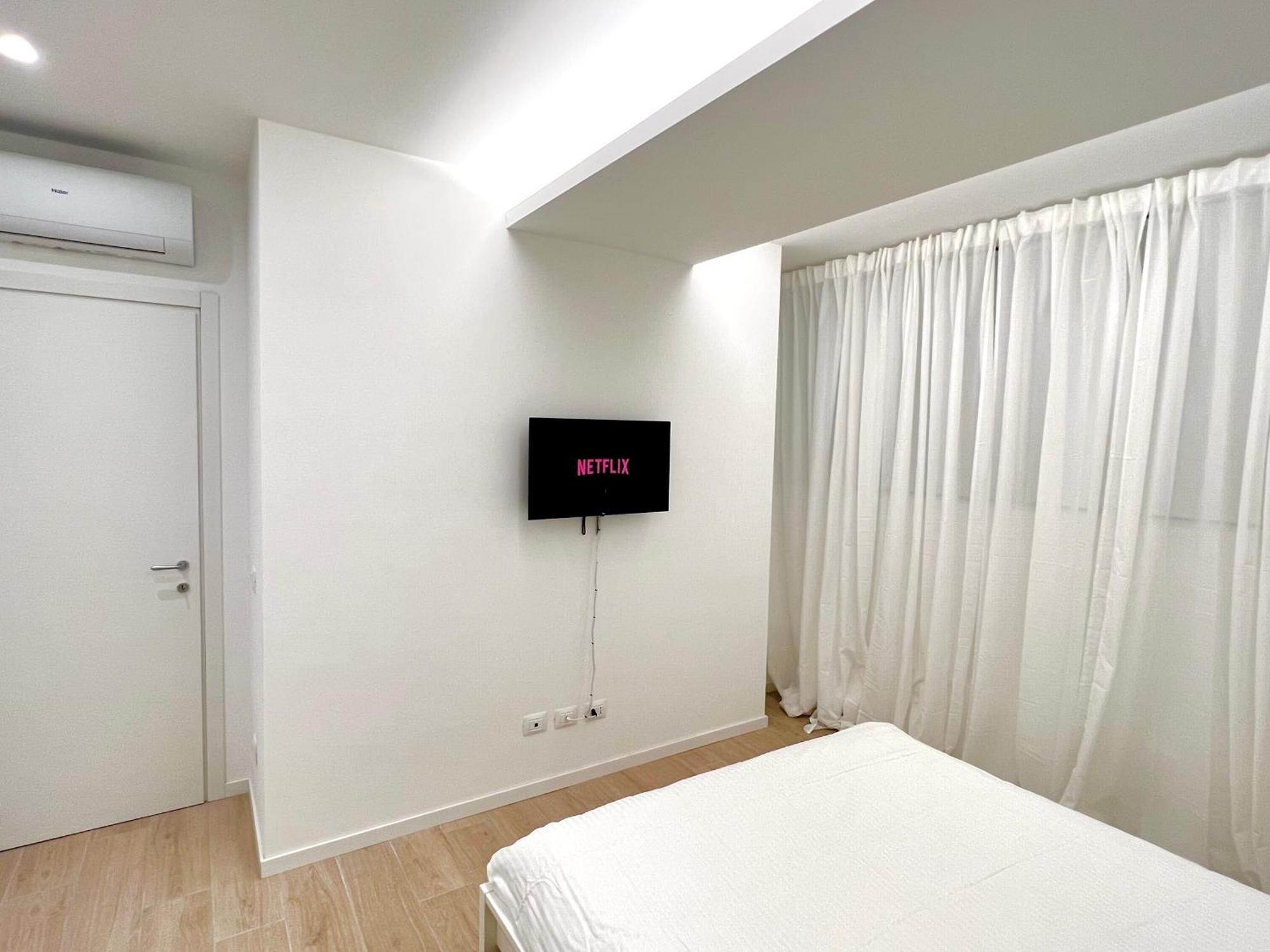 The Boutique Houses - Hebrew Quarter มิลาน ภายนอก รูปภาพ