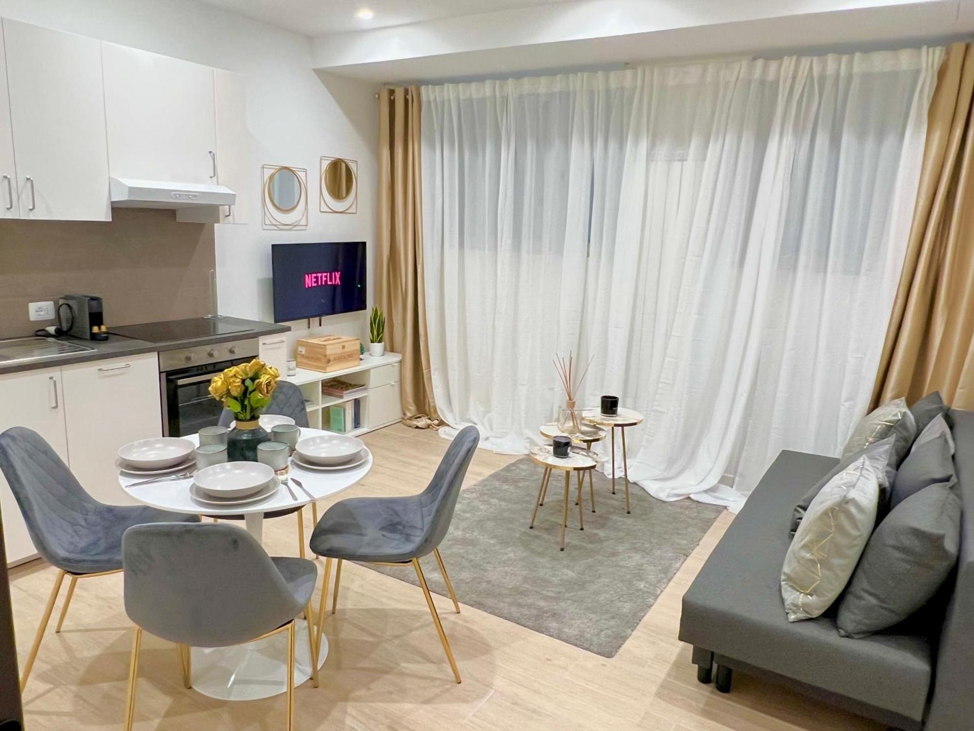 The Boutique Houses - Hebrew Quarter มิลาน ภายนอก รูปภาพ