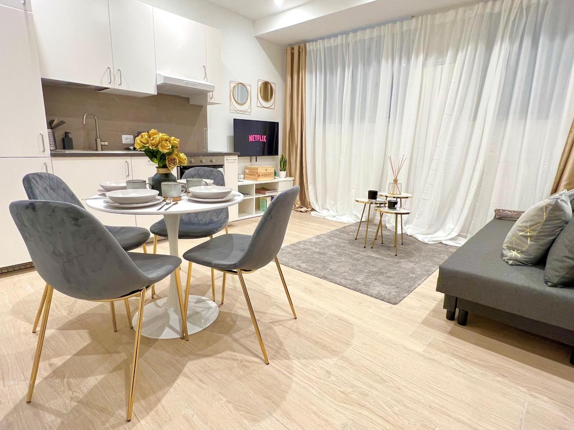 The Boutique Houses - Hebrew Quarter มิลาน ภายนอก รูปภาพ