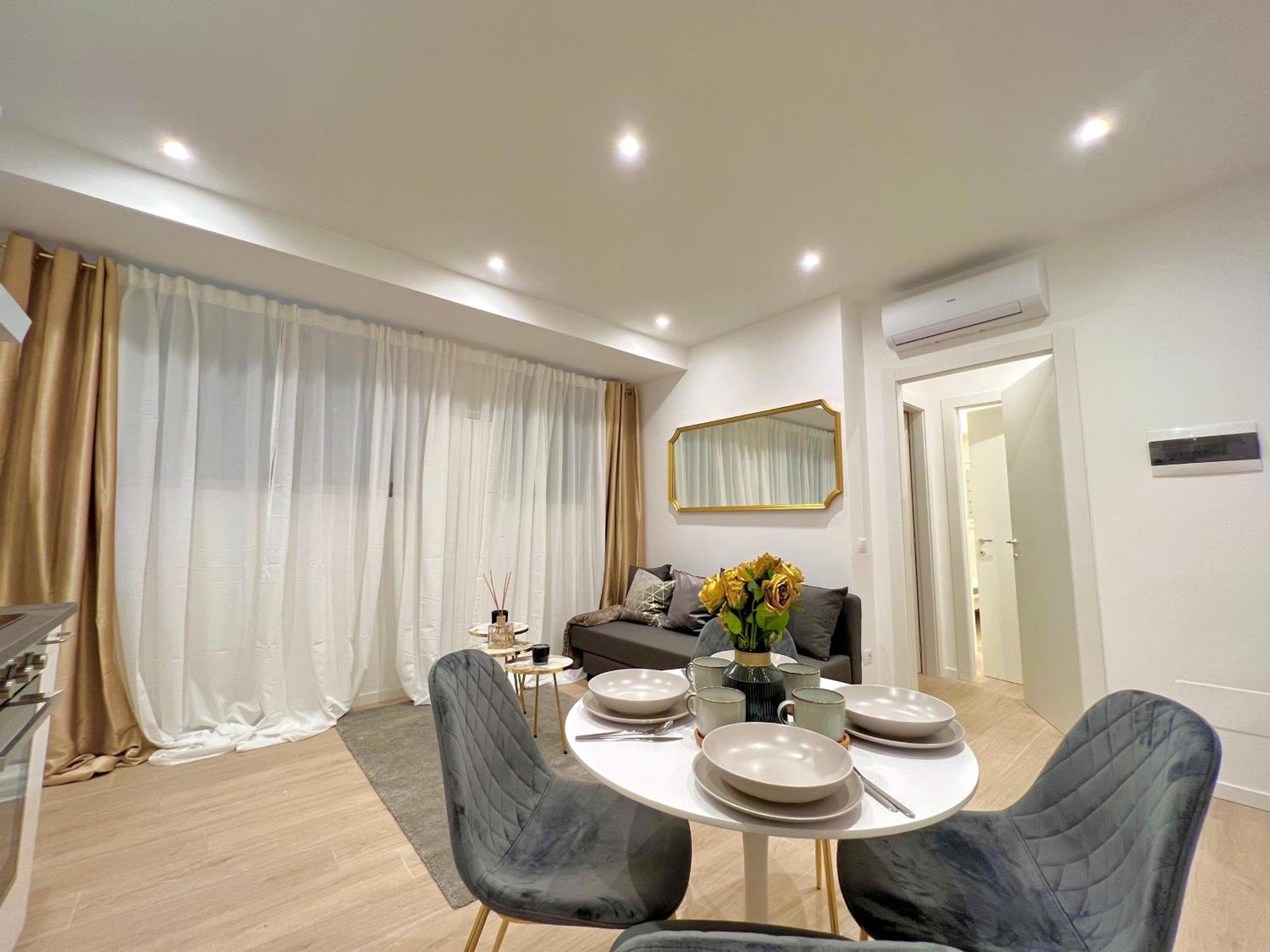 The Boutique Houses - Hebrew Quarter มิลาน ภายนอก รูปภาพ