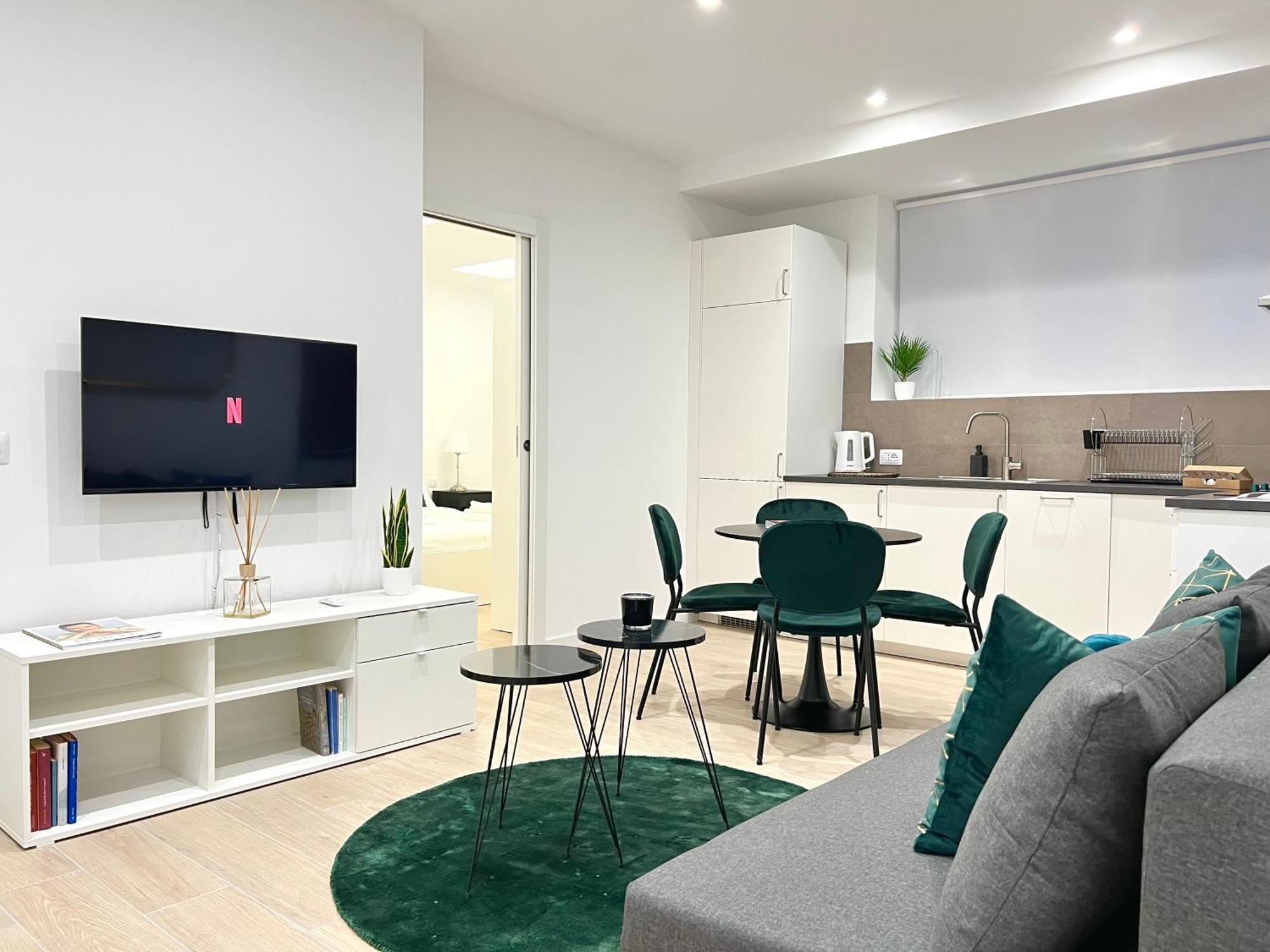 The Boutique Houses - Hebrew Quarter มิลาน ภายนอก รูปภาพ