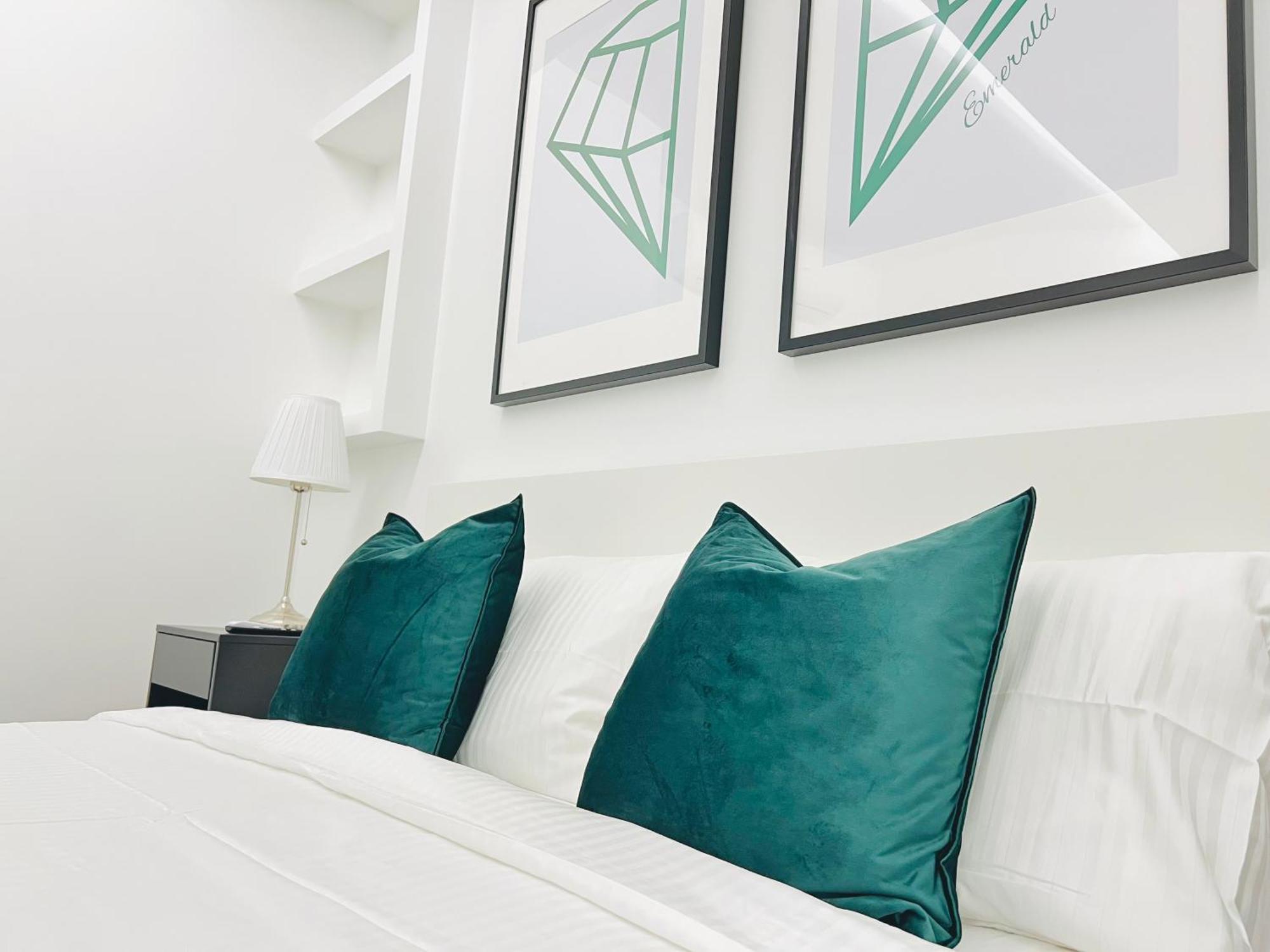 The Boutique Houses - Hebrew Quarter มิลาน ภายนอก รูปภาพ